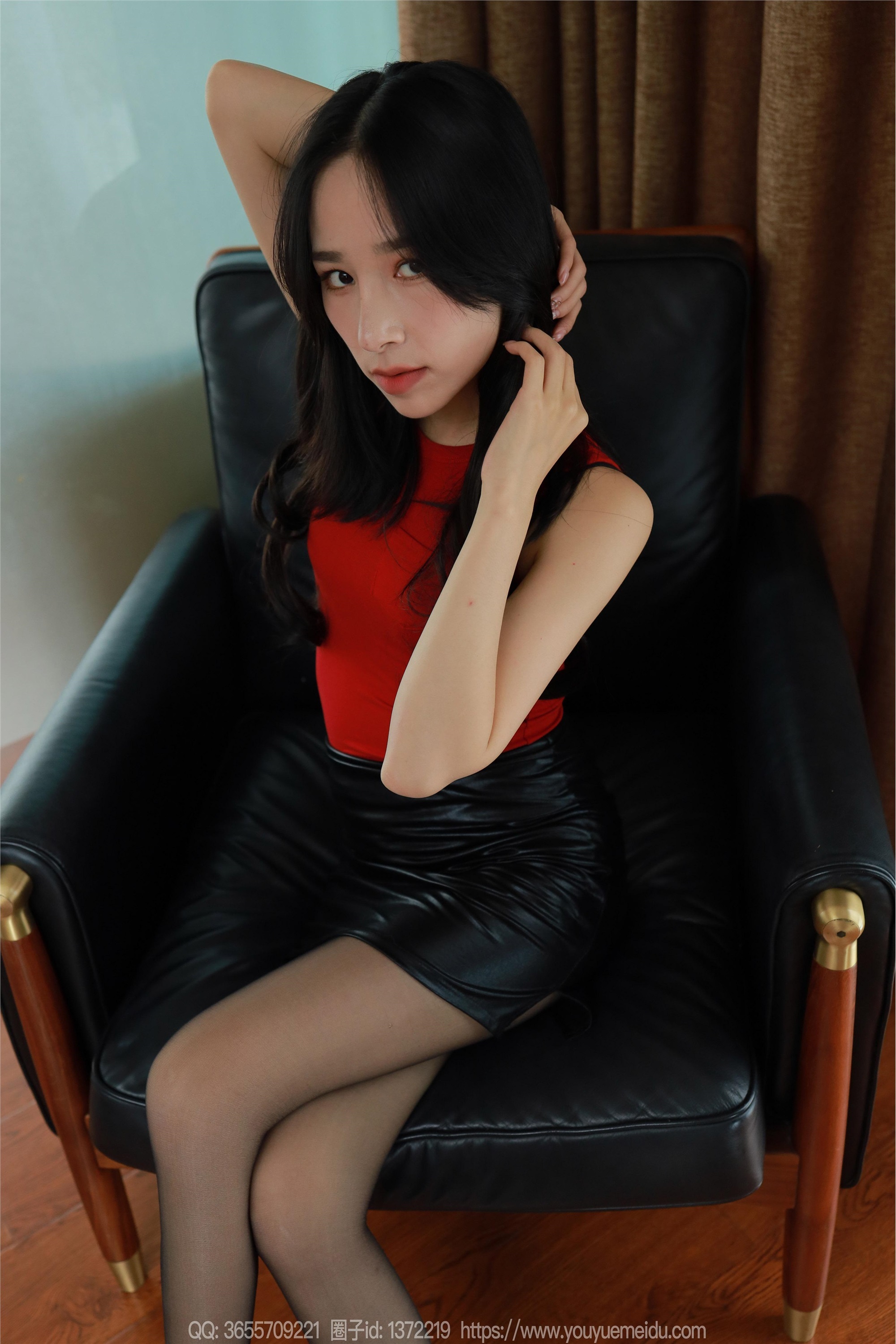 IESS异思趣向  2025.03.02 丝享家 1990 美子《红衣黑裙》